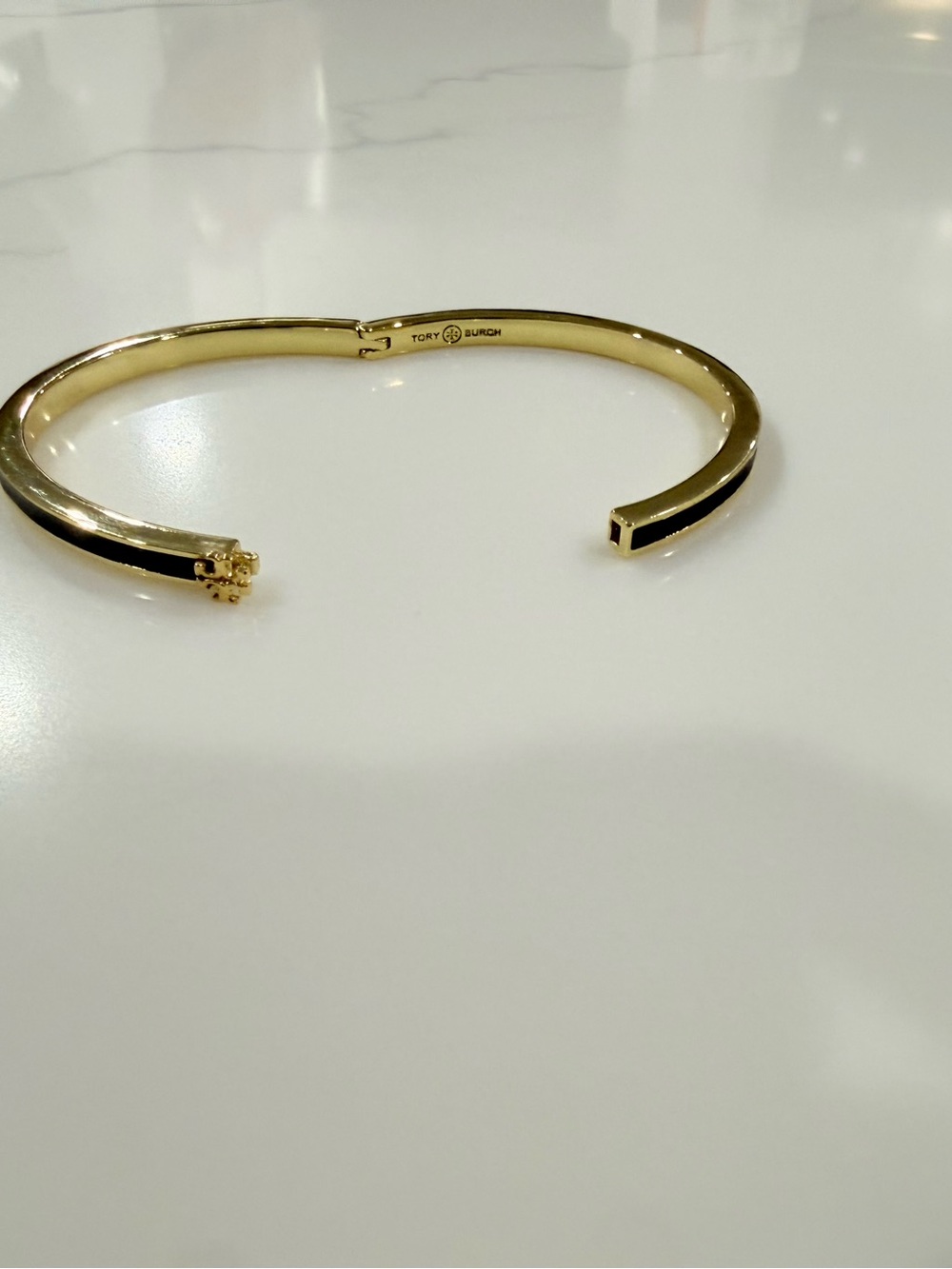 Tory Burch designer black gold enamel gold bracelet elegant contemporary jewelry - Picture 3 of 4